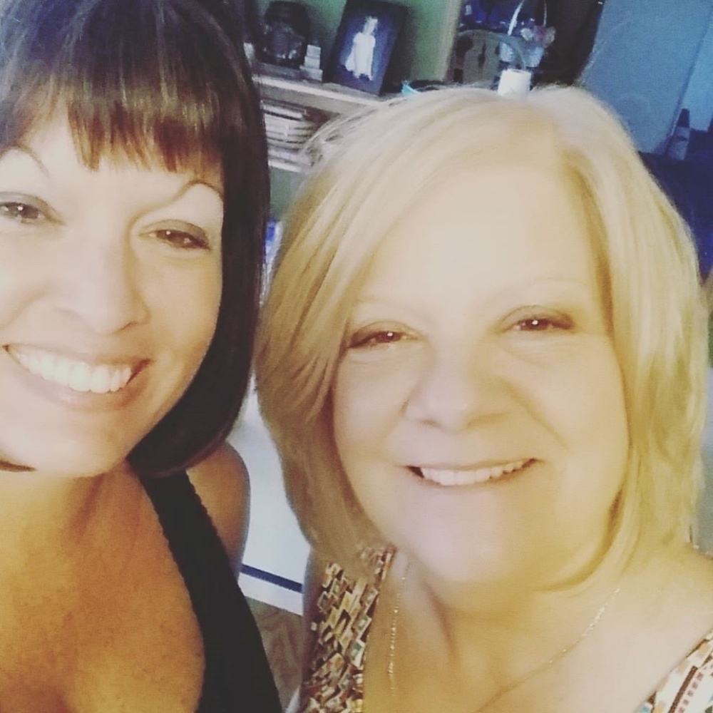 Meet your Posher, Lena